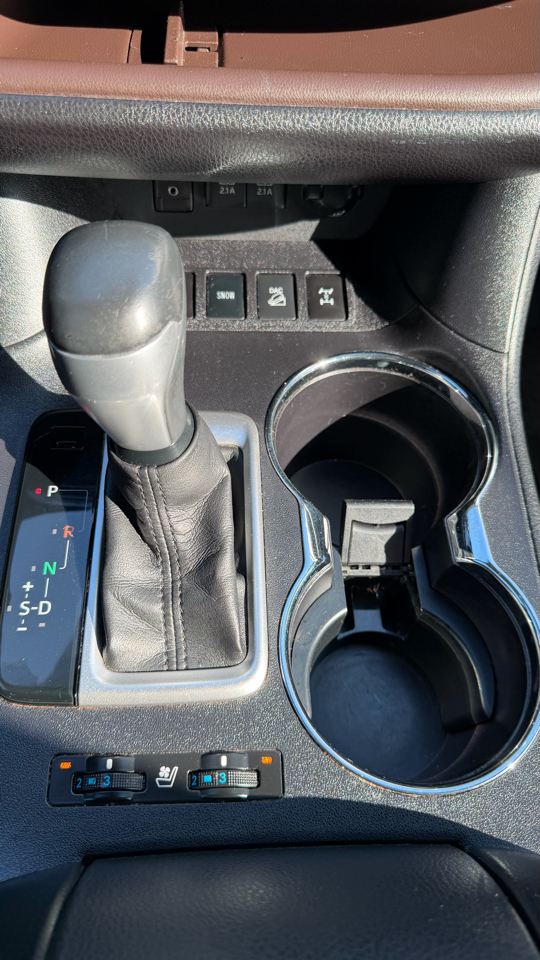 Toyota Highlander Limited Platinum V6 AWD (Natl) 2017