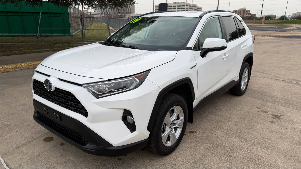 Toyota RAV4 Hybrid XLE AWD (Natl) 2019