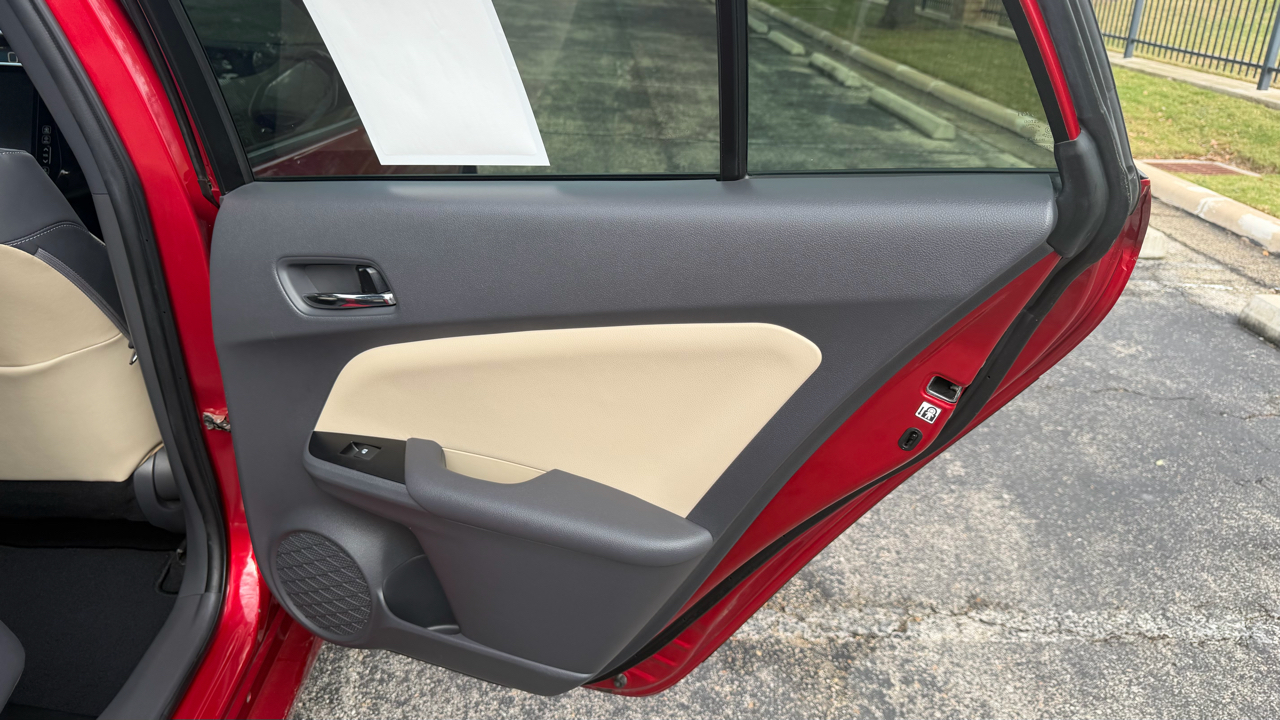 Toyota Prius Four Touring (Natl) 2018