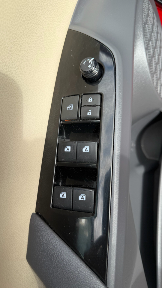 Toyota Prius Four Touring (Natl) 2018