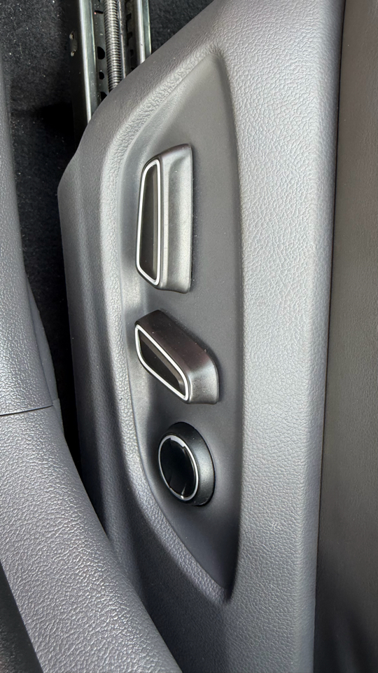 Toyota Prius Four Touring (Natl) 2018