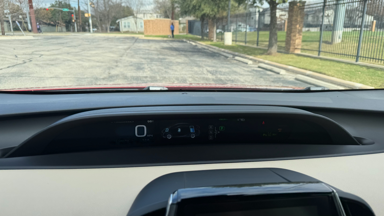 Toyota Prius Four Touring (Natl) 2018