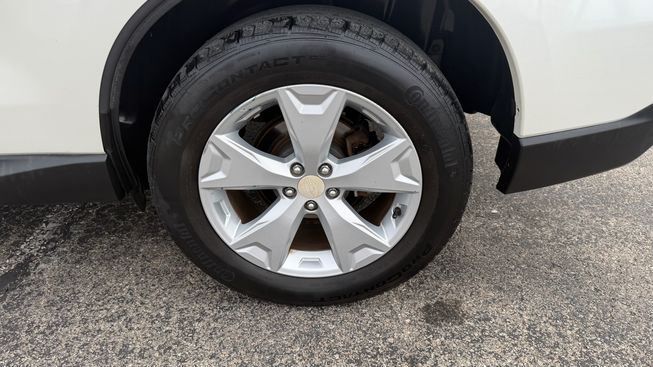 Subaru Forester 4dr CVT 2.5i Premium PZEV 2015