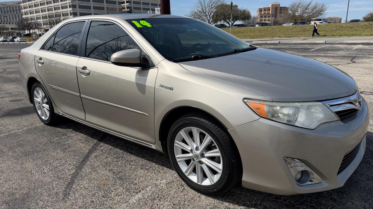 Toyota Camry Hybrid 2014.5 4dr Sdn XLE (Natl) 2014