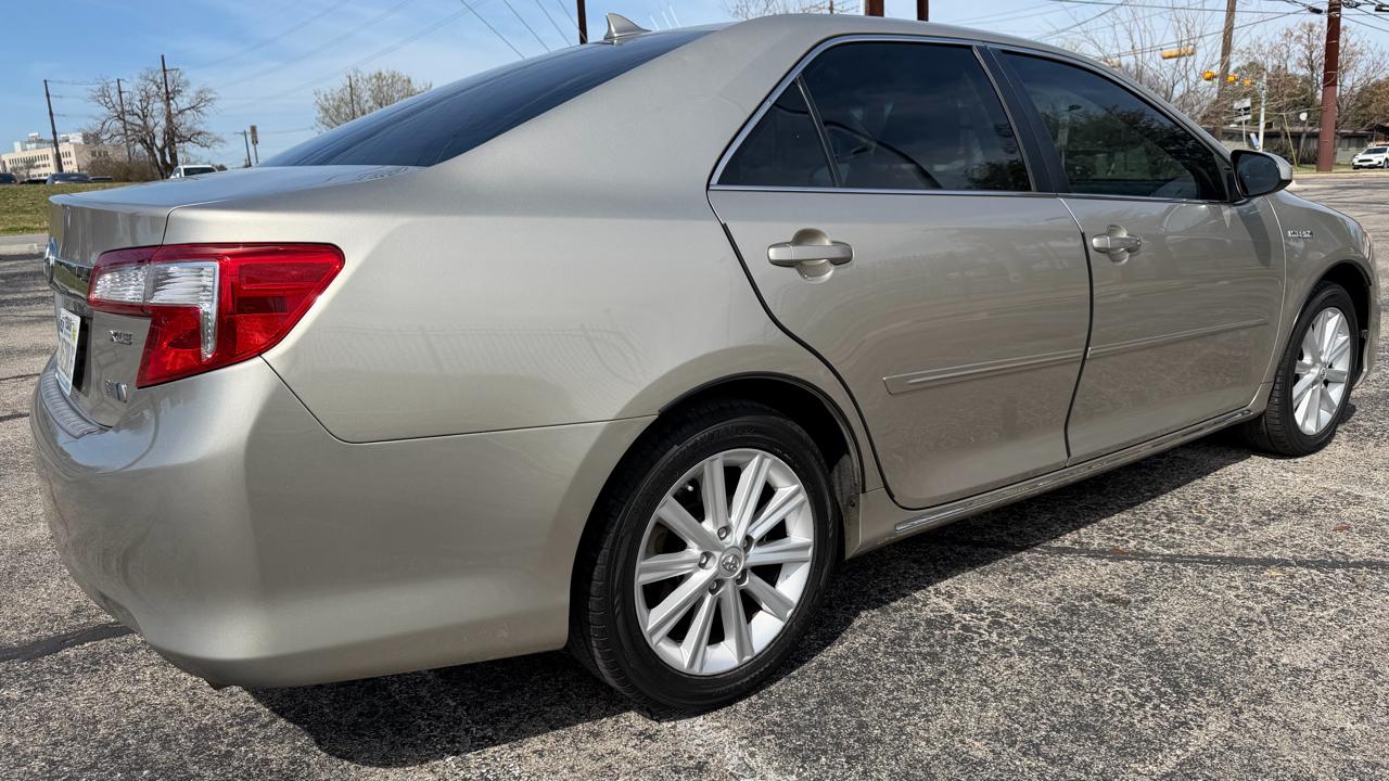 Toyota Camry Hybrid 2014.5 4dr Sdn XLE (Natl) 2014