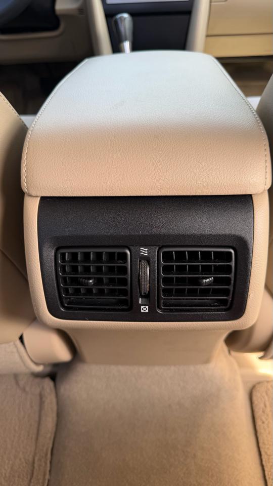 Toyota Camry Hybrid 2014.5 4dr Sdn XLE (Natl) 2014