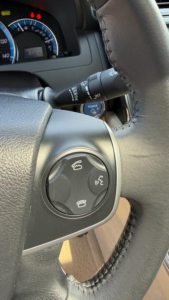 Toyota Camry Hybrid 2014.5 4dr Sdn XLE (Natl) 2014