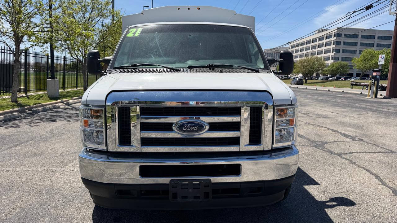 Ford E-Series Cutaway E-350 SRW 138" WB 2021