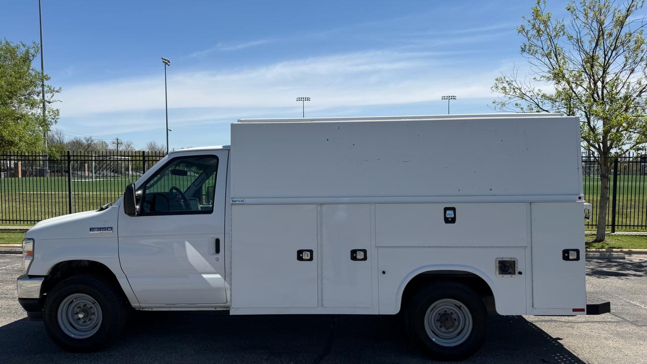 Ford E-Series Cutaway E-350 SRW 138" WB 2021