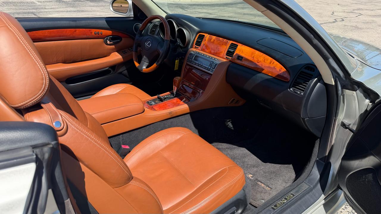 Lexus SC 430 2dr Convertible 2002