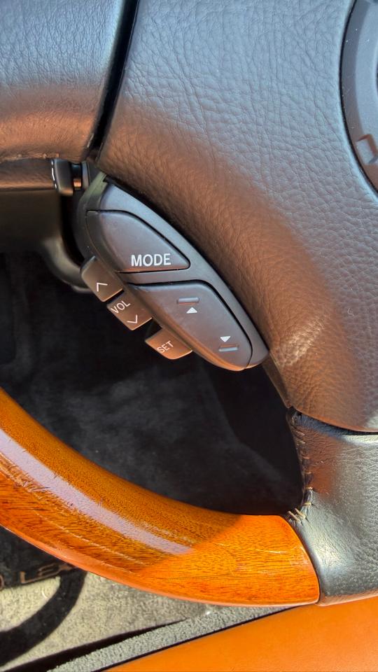 Lexus SC 430 2dr Convertible 2002