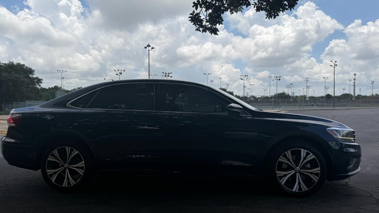 Volkswagen Passat 2.0T SE Auto 2022
