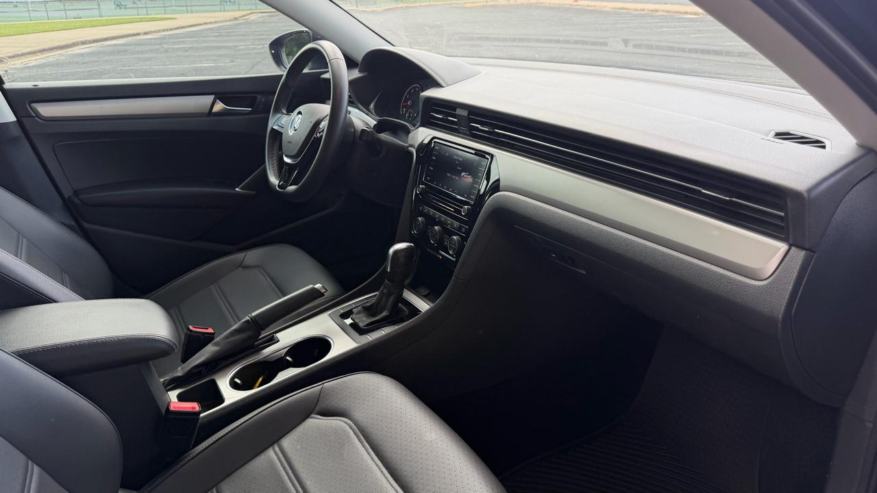 Volkswagen Passat 2.0T SE Auto 2022