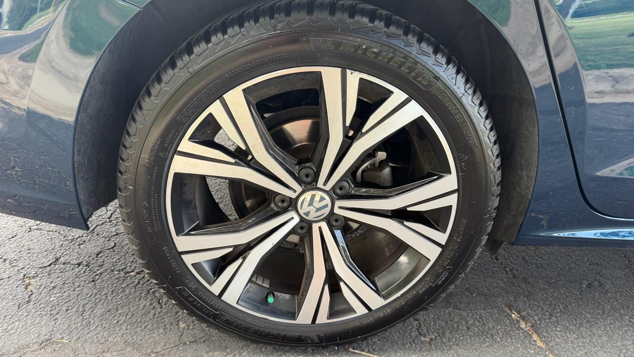 Volkswagen Passat 2.0T SE Auto 2022