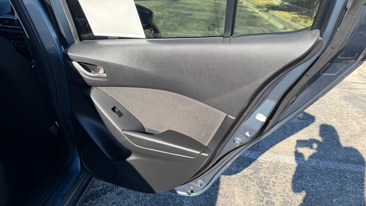 Mazda MAZDA3 5dr HB Auto i Touring 2016