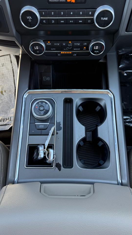 Ford Expedition XLT 4x2 2021