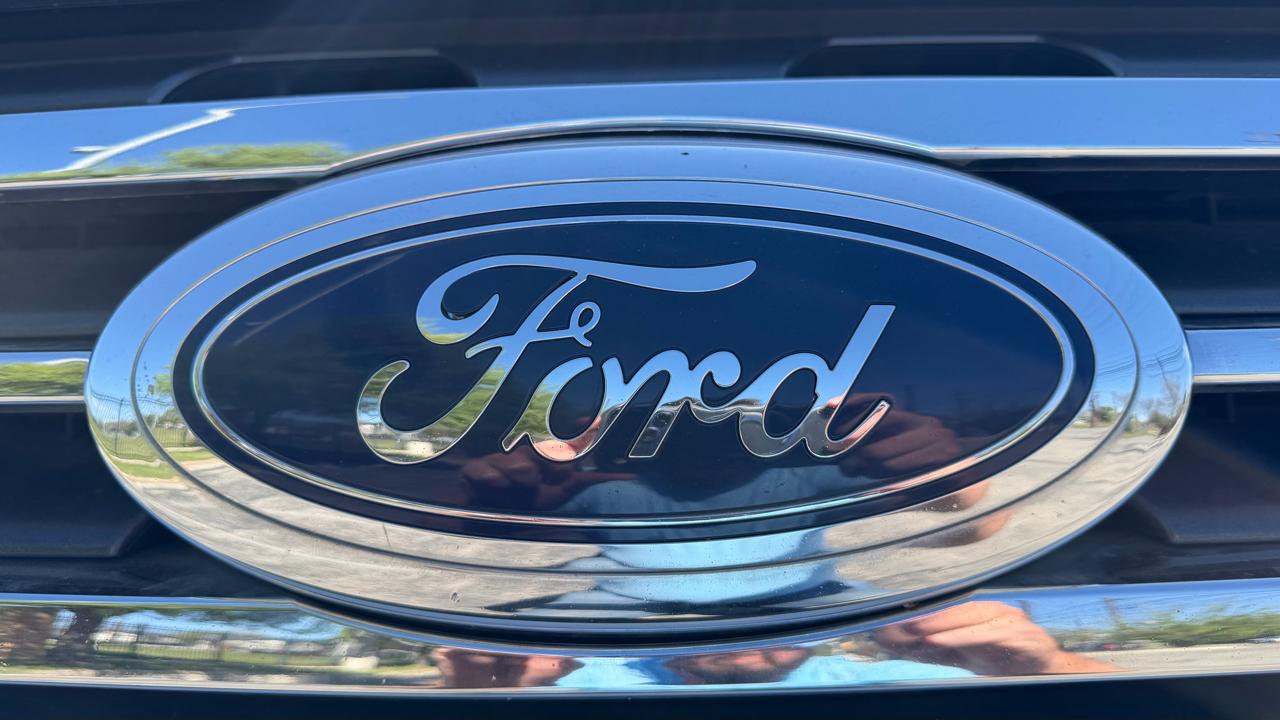 Ford Expedition XLT 4x2 2021