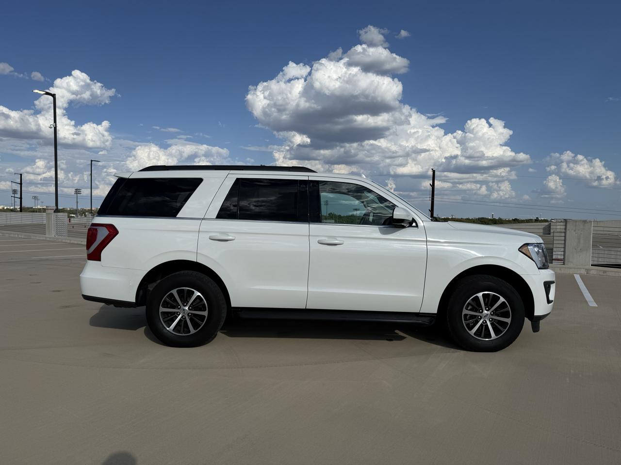 Ford Expedition XLT 4x2 2021