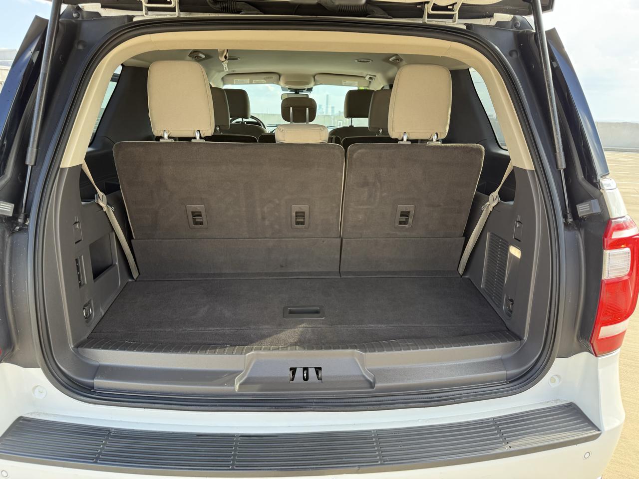 Ford Expedition XLT 4x2 2021