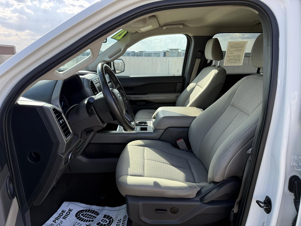 Ford Expedition XLT 4x2 2021
