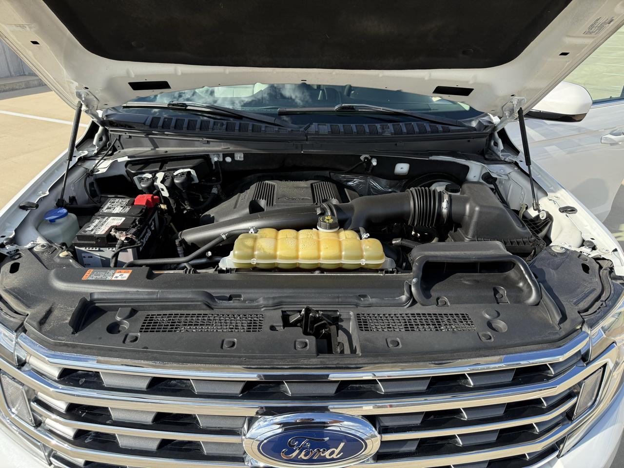 Ford Expedition XLT 4x2 2021
