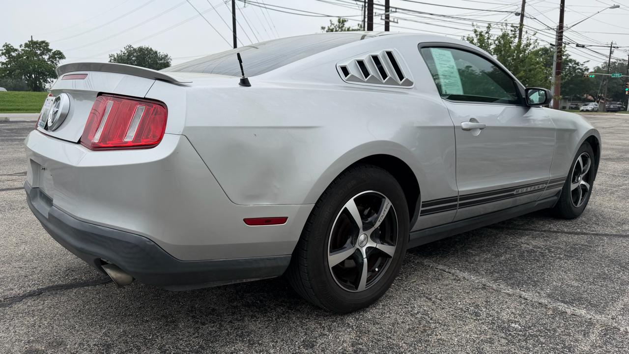 Ford Mustang 2dr Cpe V6 2012