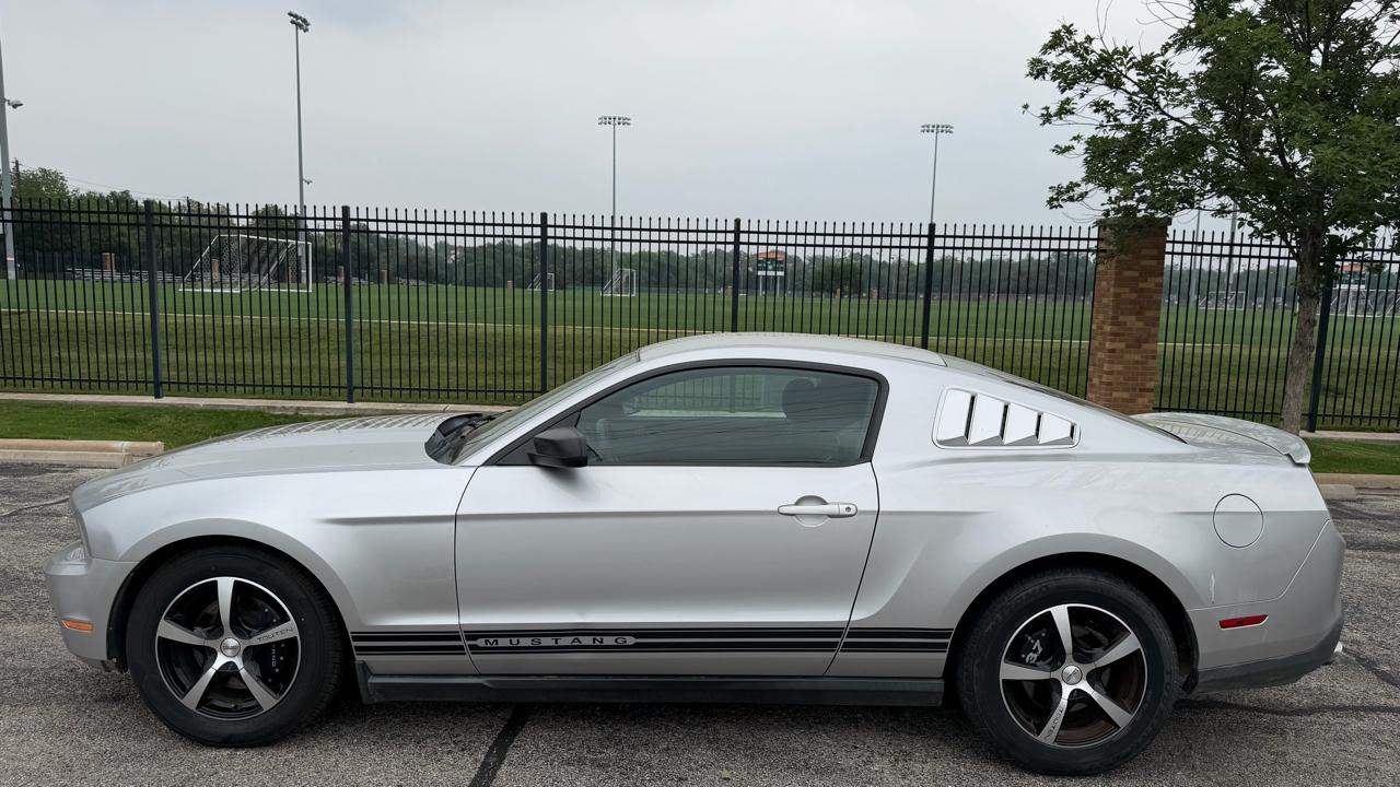 Ford Mustang 2dr Cpe V6 2012