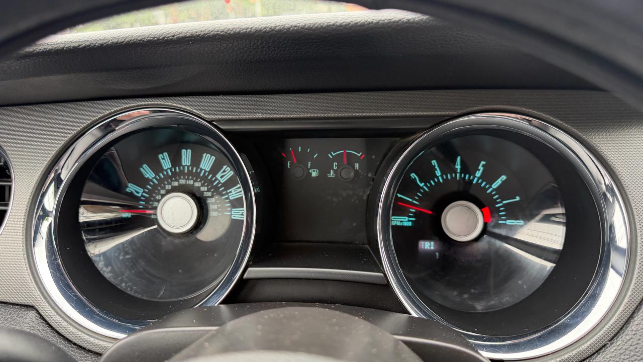 Ford Mustang 2dr Cpe V6 2012
