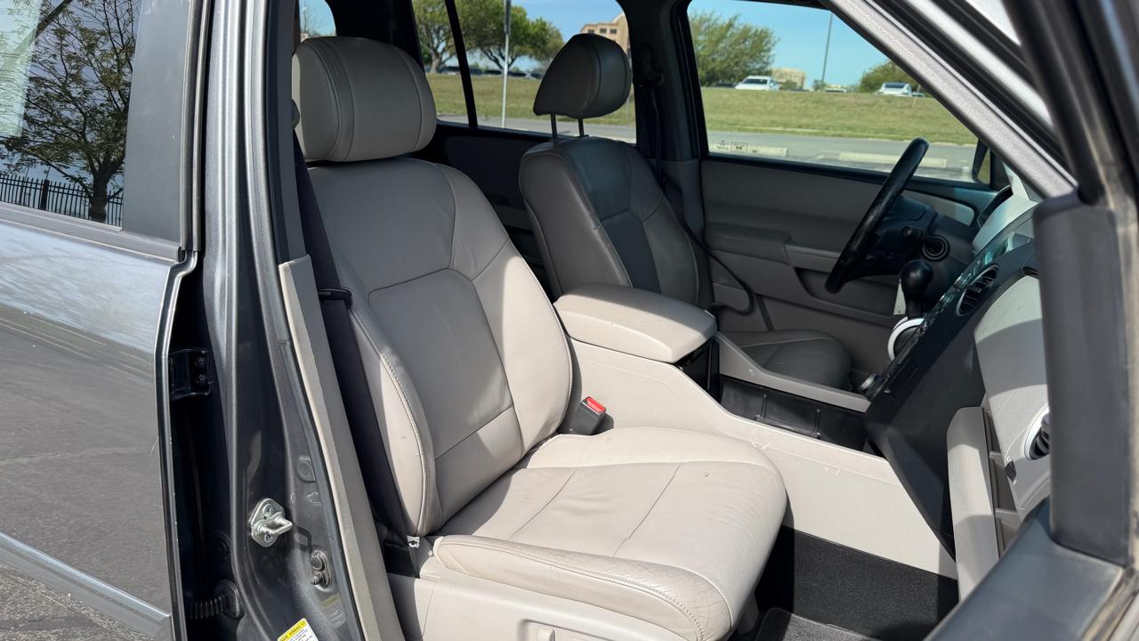 Honda Pilot 2WD 4dr EX-L w/Navi 2011