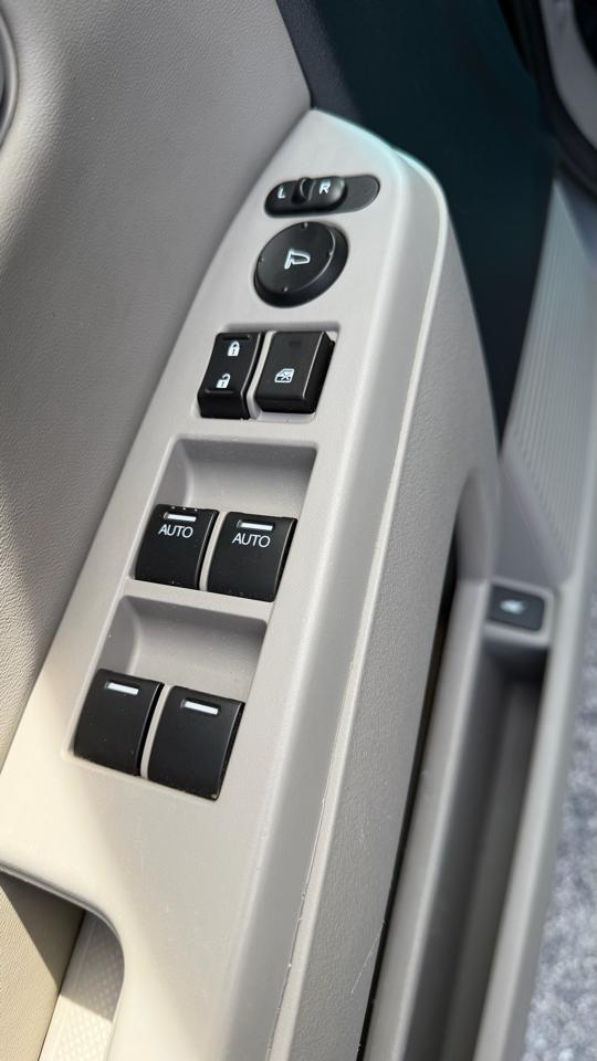 Honda Pilot 2WD 4dr EX-L w/Navi 2011