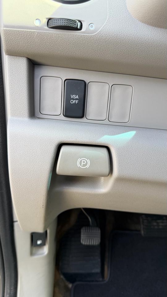 Honda Pilot 2WD 4dr EX-L w/Navi 2011