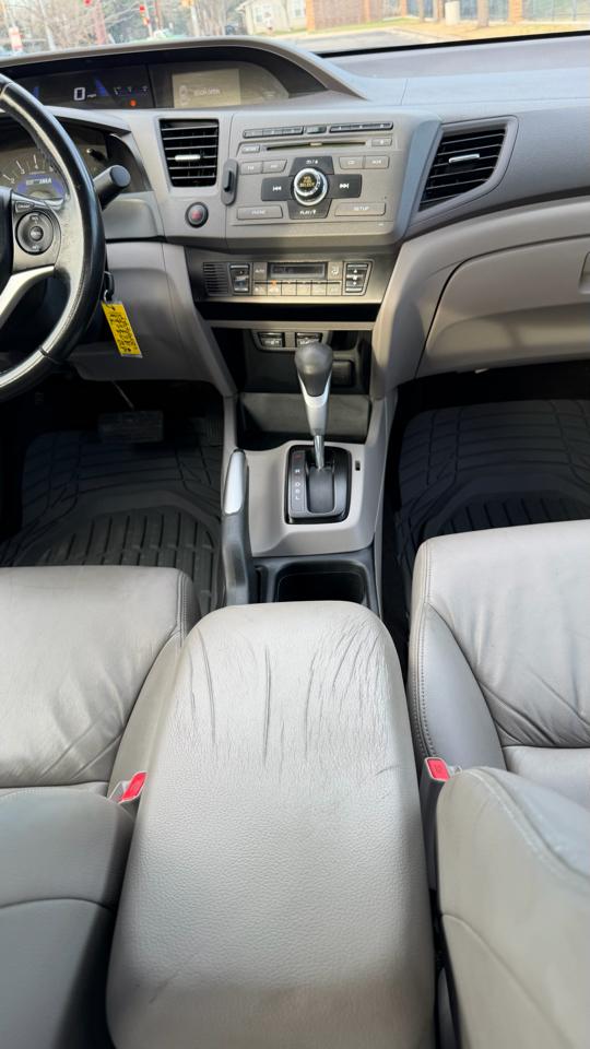 Honda Civic Hybrid 4dr Sdn L4 CVT w/Leather 2012