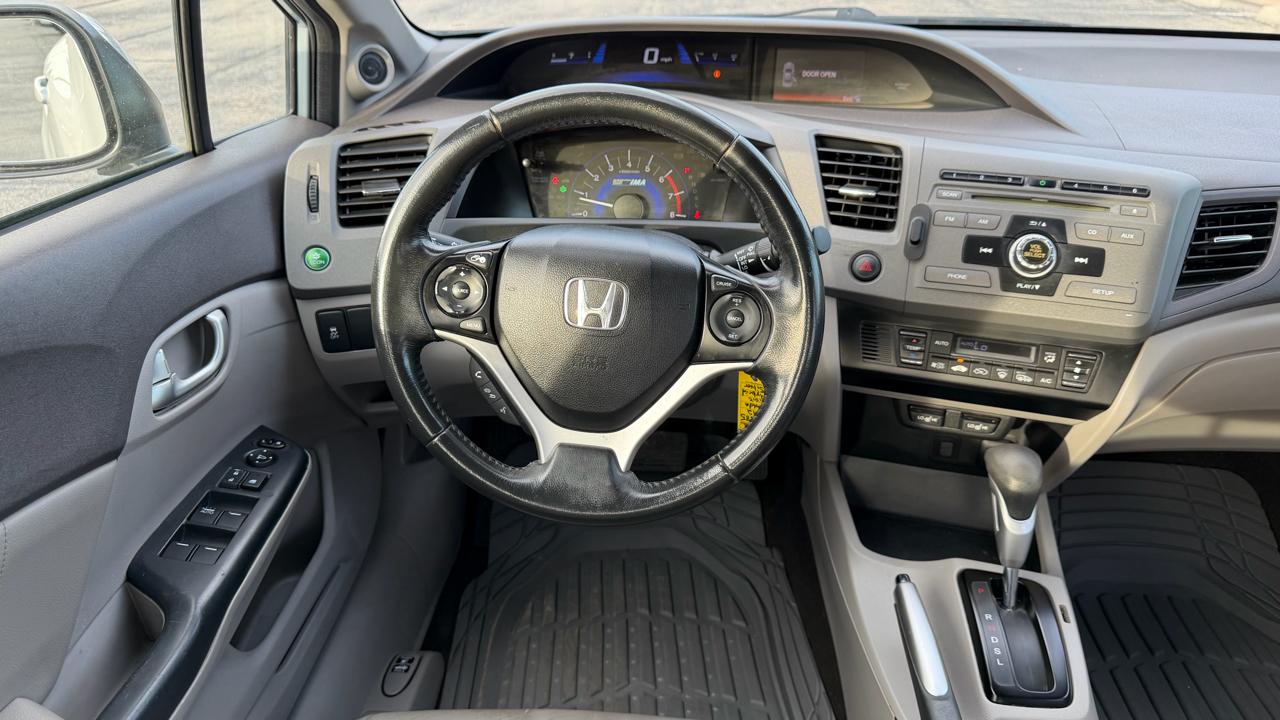 Honda Civic Hybrid 4dr Sdn L4 CVT w/Leather 2012