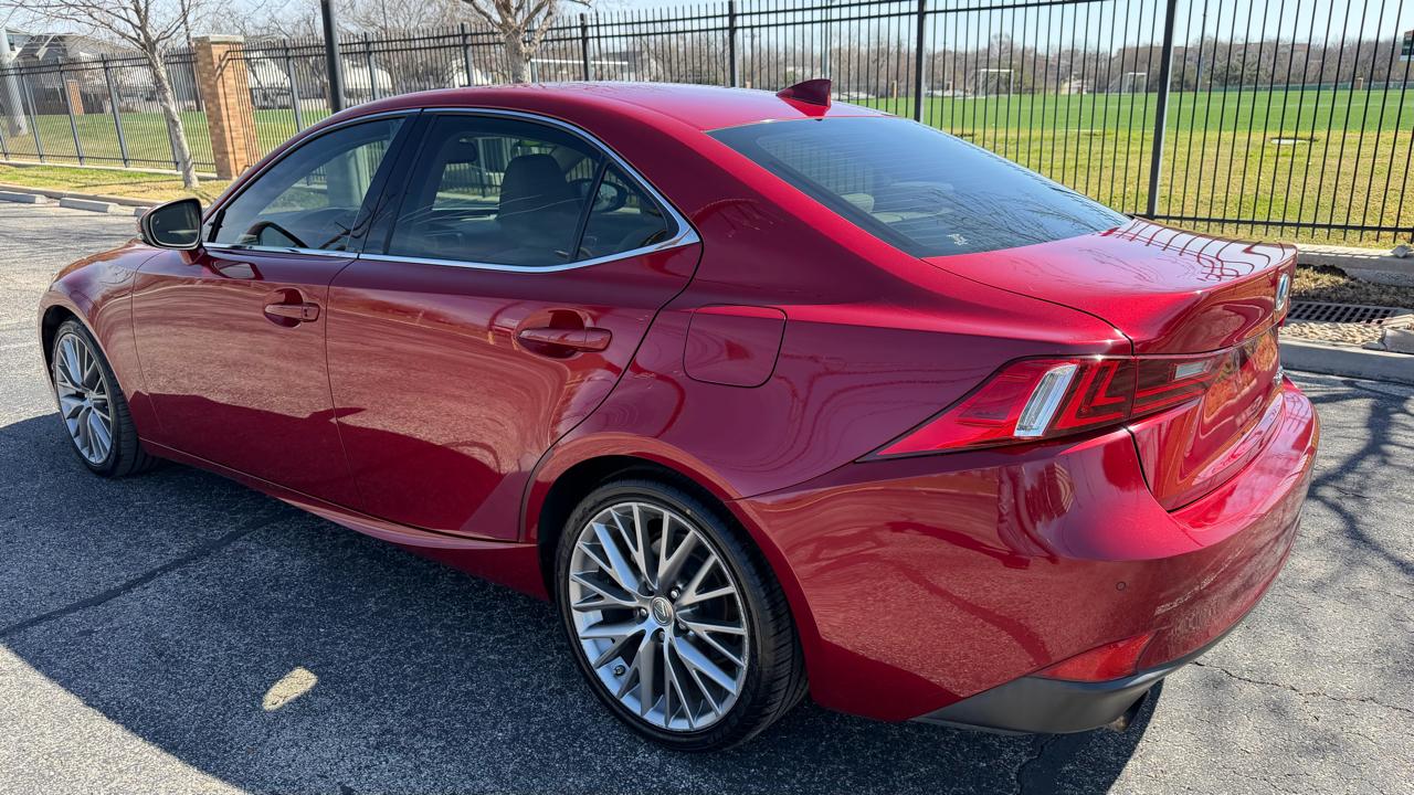 Lexus IS 250 4dr Sport Sdn RWD 2015