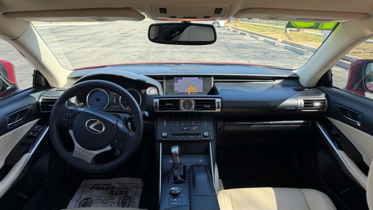 Lexus IS 250 4dr Sport Sdn RWD 2015