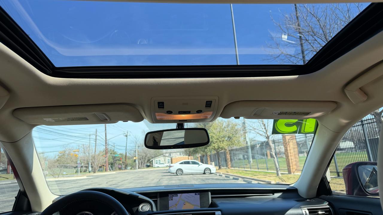 Lexus IS 250 4dr Sport Sdn RWD 2015