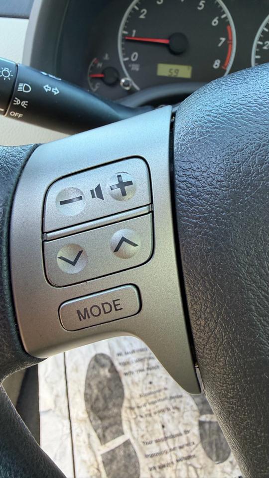 Toyota Corolla 4dr Sdn Auto LE Special Edition (Natl) 2013