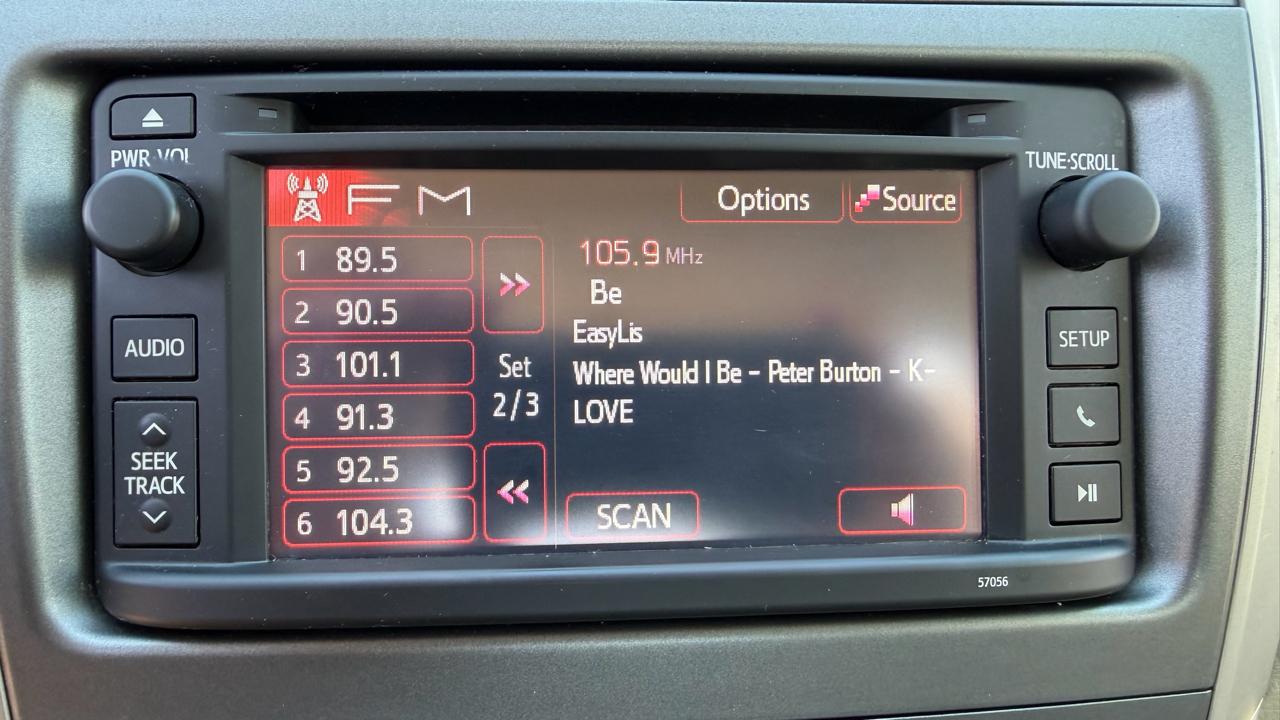 Toyota Corolla 4dr Sdn Auto LE Special Edition (Natl) 2013