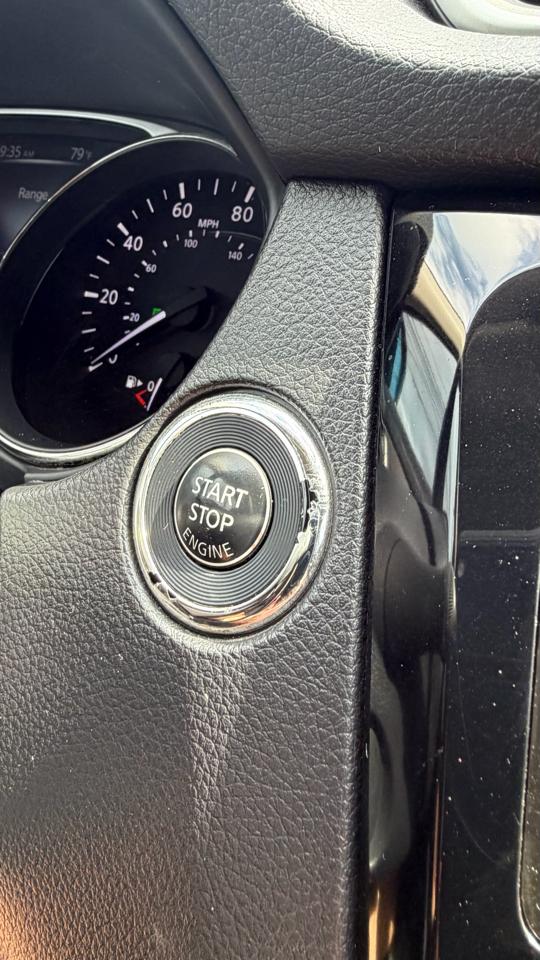 Nissan Rogue AWD 4dr SV 2015