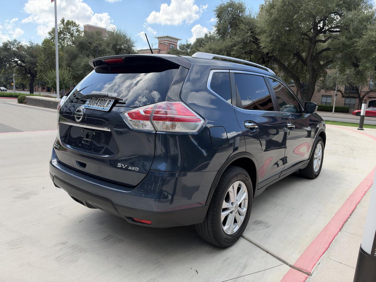Nissan Rogue AWD 4dr SV 2015