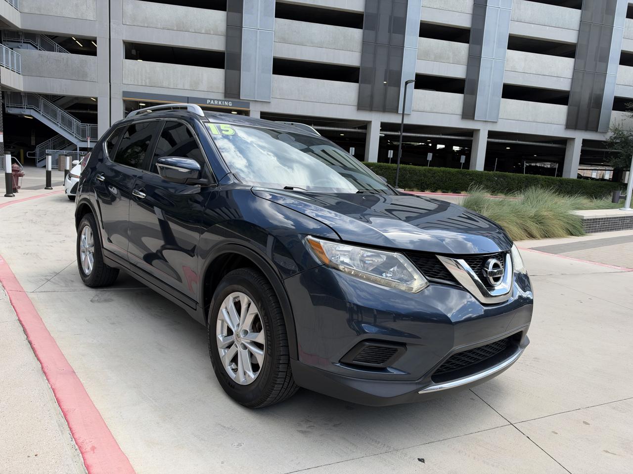 Nissan Rogue AWD 4dr SV 2015