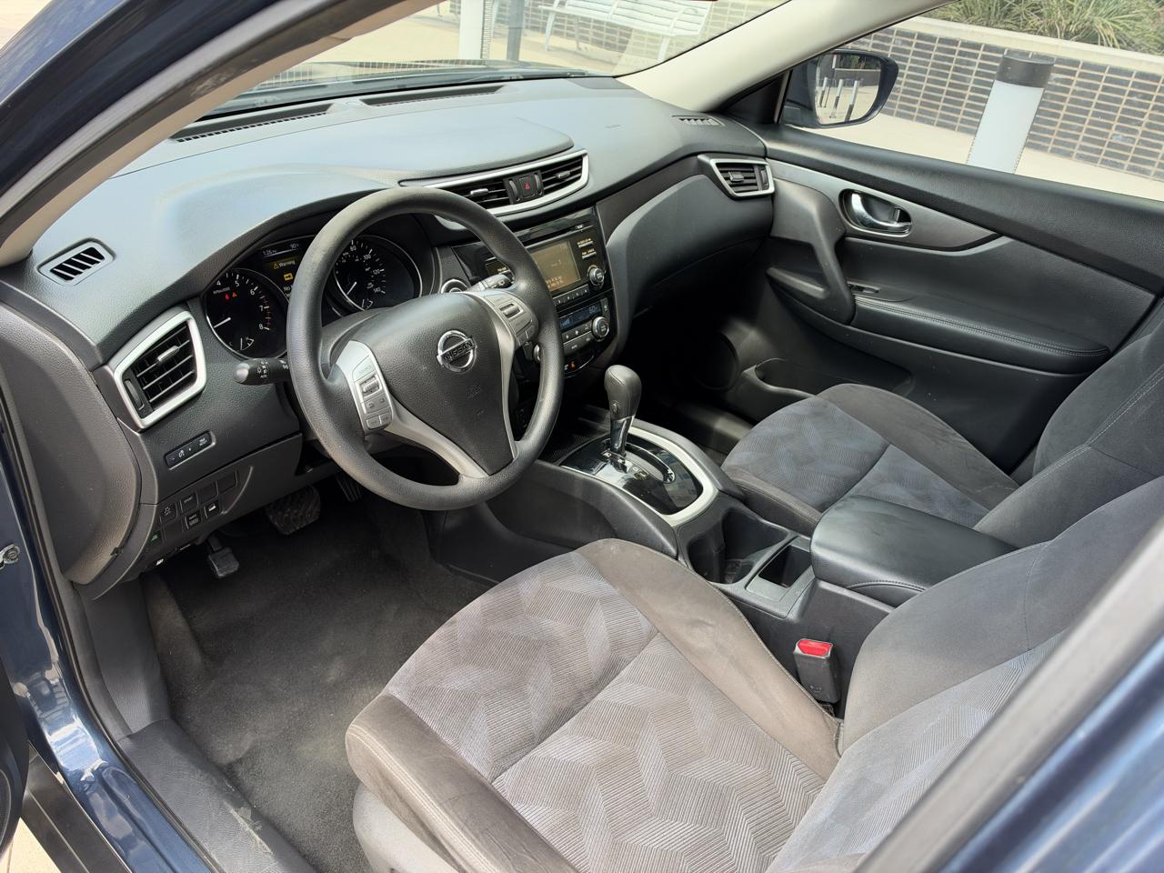 Nissan Rogue AWD 4dr SV 2015