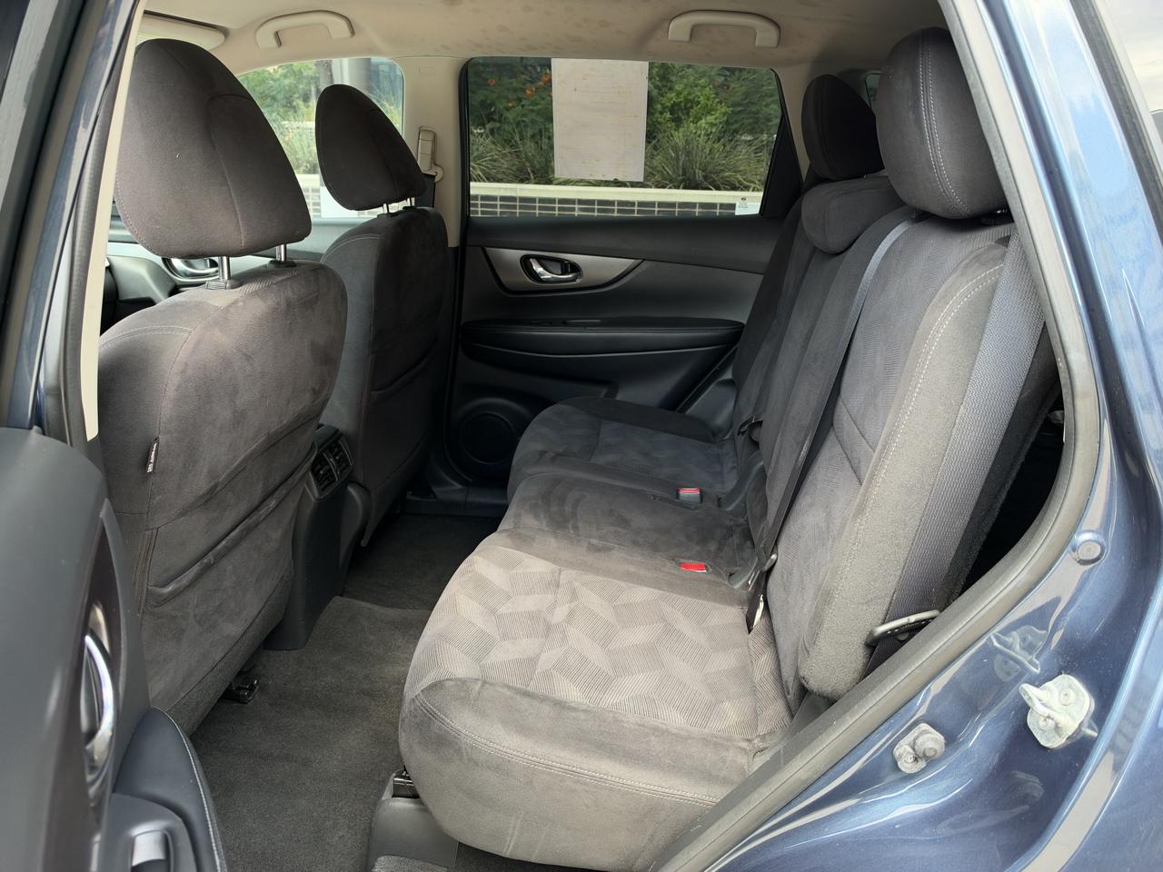 Nissan Rogue AWD 4dr SV 2015