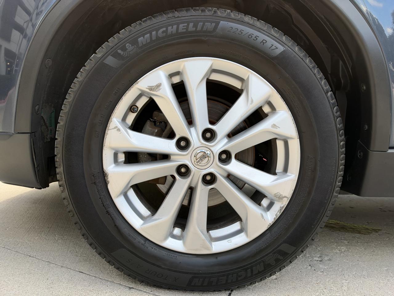 Nissan Rogue AWD 4dr SV 2015