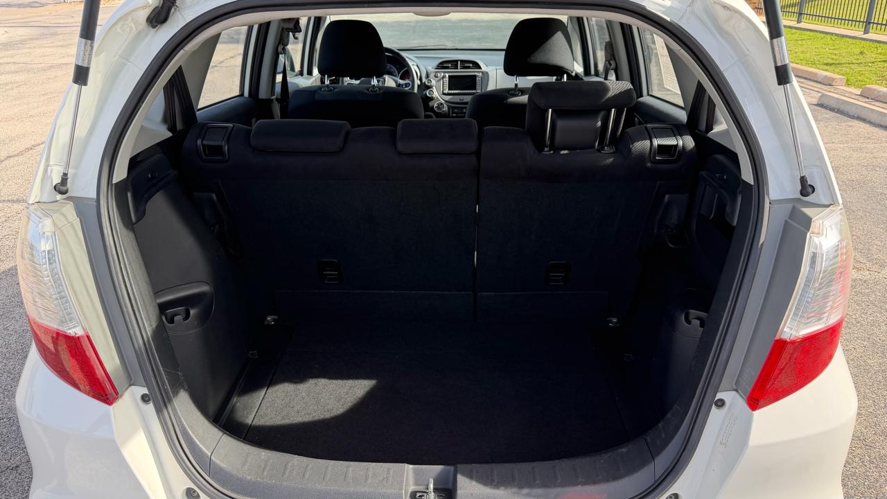 Honda Fit 5dr HB Auto Sport w/Navi 2011