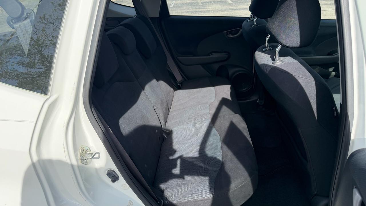 Honda Fit 5dr HB Auto Sport w/Navi 2011