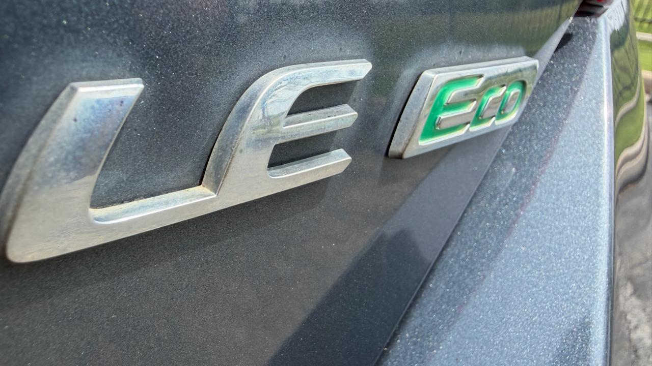 Toyota Corolla 4dr Sdn CVT LE ECO (Natl) 2014