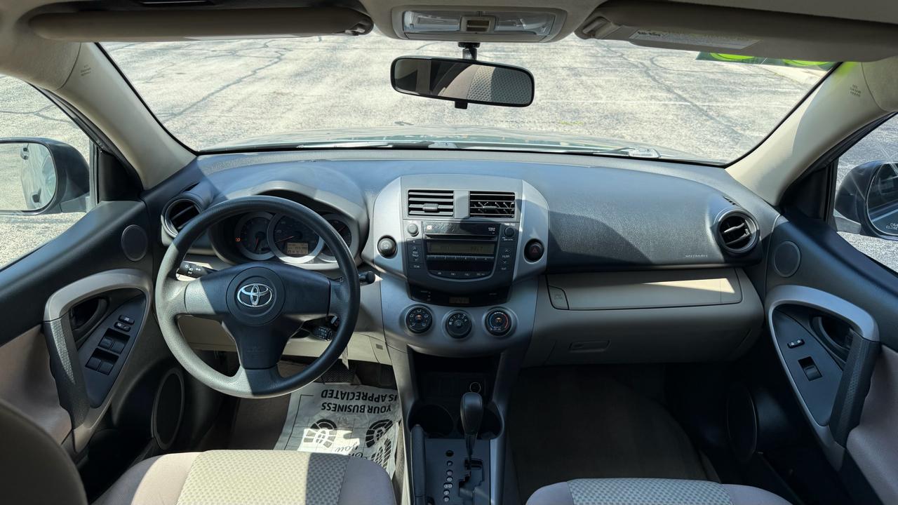 Toyota RAV4 FWD 4dr 4-cyl 4-Spd AT (Natl) 2008