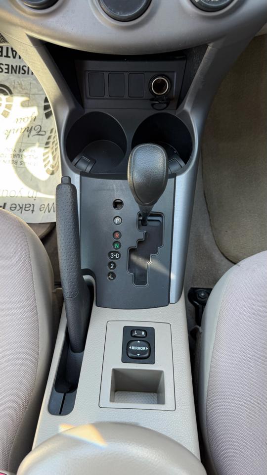 Toyota RAV4 FWD 4dr 4-cyl 4-Spd AT (Natl) 2008