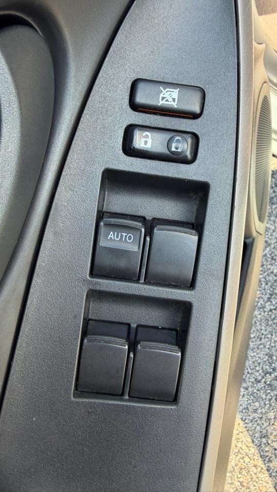 Toyota RAV4 FWD 4dr 4-cyl 4-Spd AT (Natl) 2008